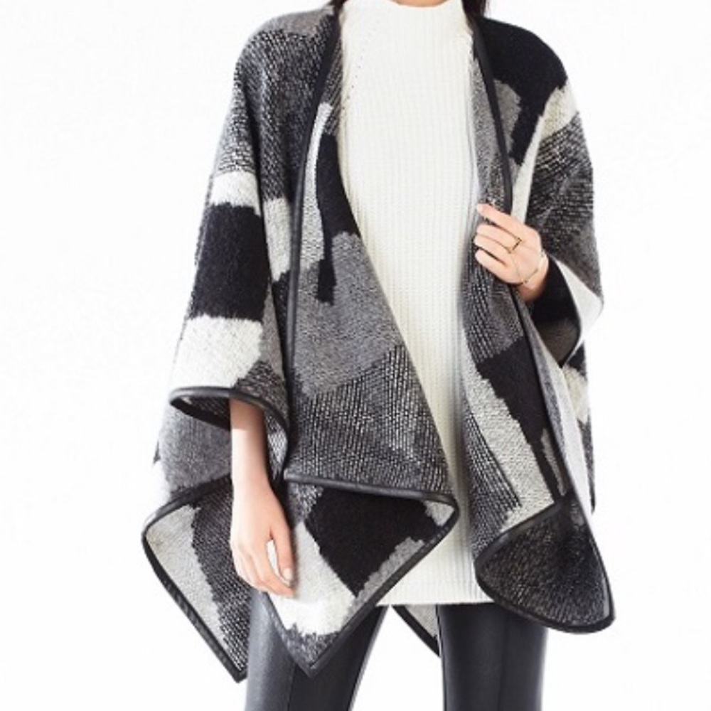 BCBG WOOL PONCHO